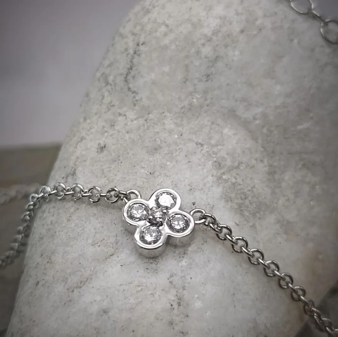 "Clover" pendant