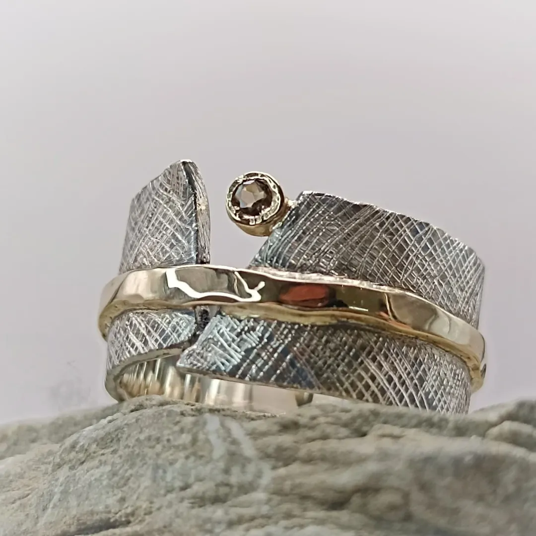 "Graphite" ring