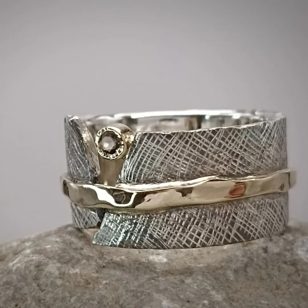 "Graphite" ring