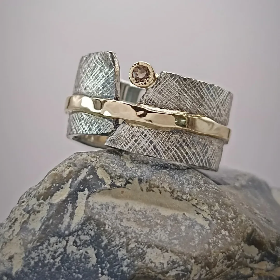 "Graphite" ring