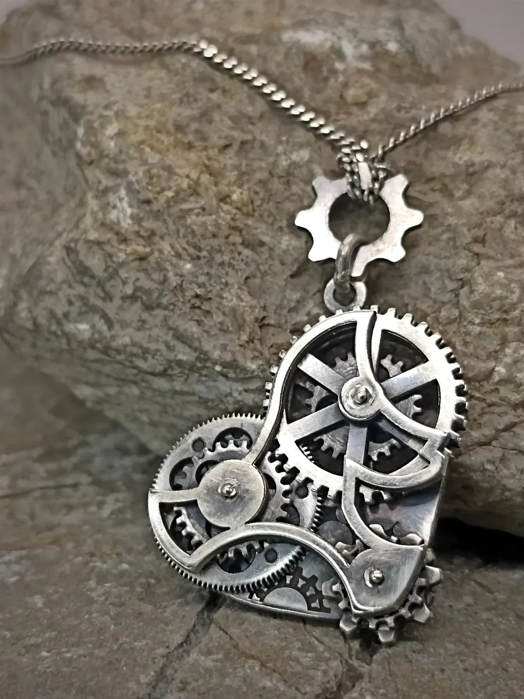 Mechanical Heart1 Pendant "Mechanical Heart"
