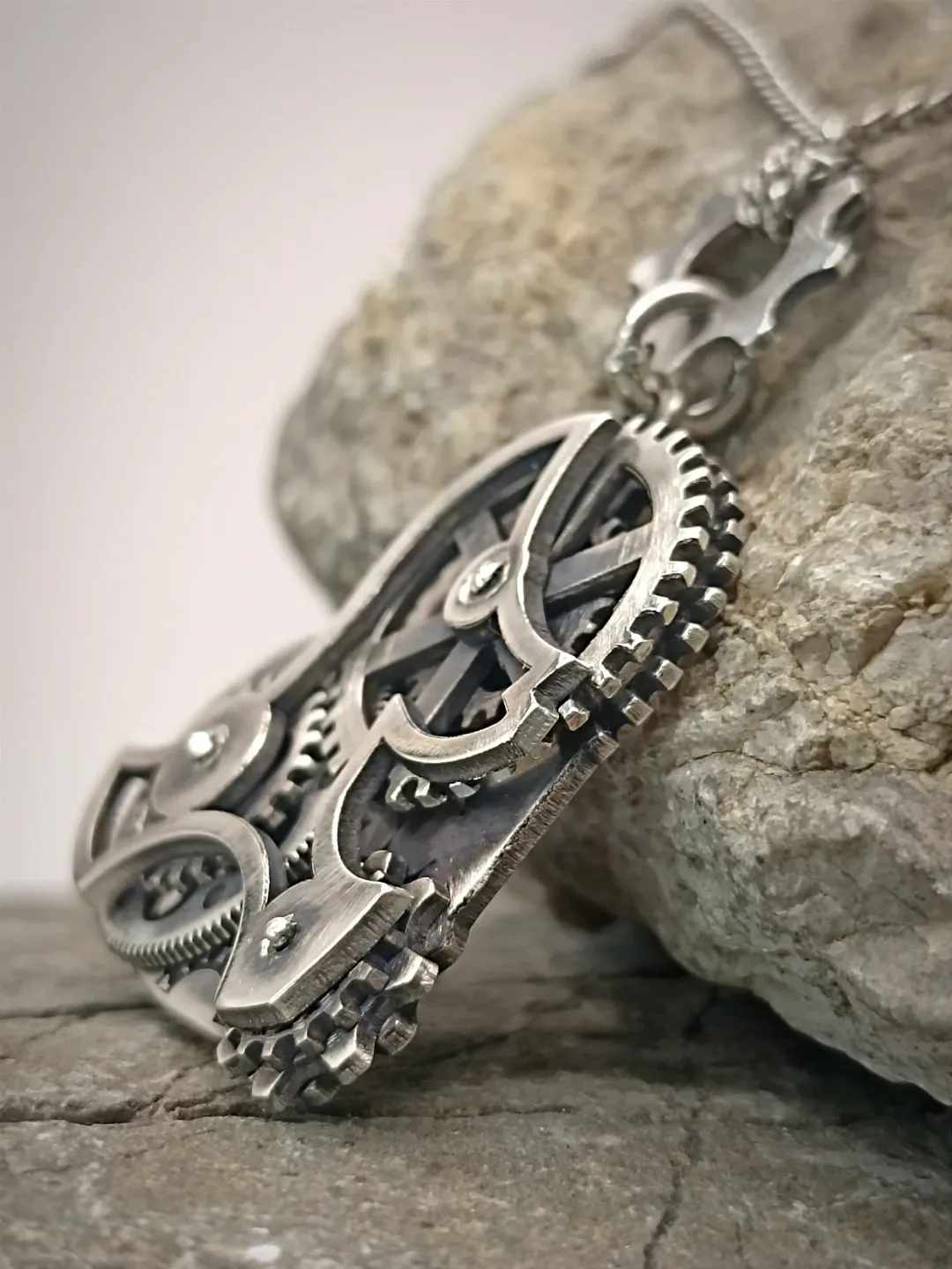 Mechanical Heart4 Pendant "Mechanical Heart"