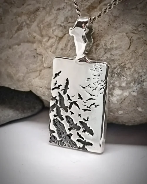 Pendant "Flying Birds"