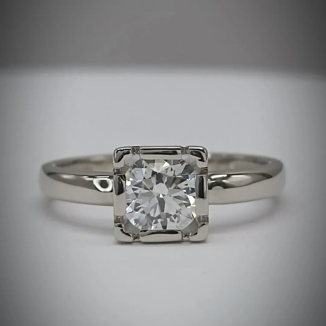 The Queen ring