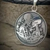 Pendant "To the Grave"
