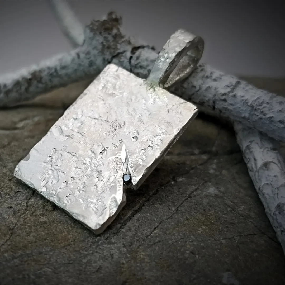 with natural black diamond2 Silver ring and pendant with black diamond